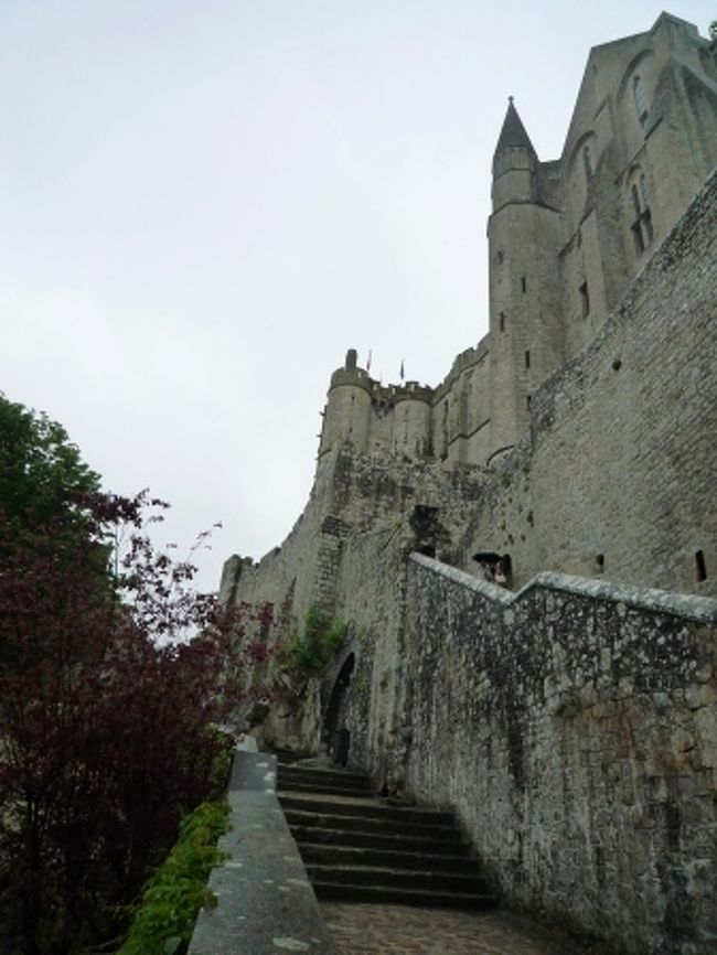 修道院って言うよりも、やっぱ要塞って雰囲気じゃない！？