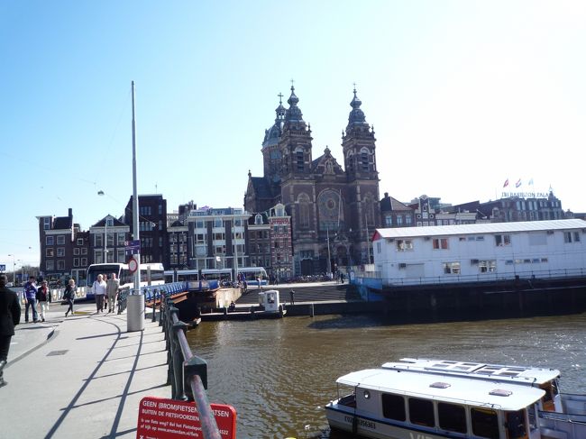 橋がそこら中にいっぱい。