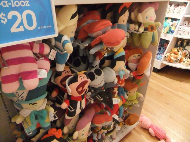 セール品なんかもあって本当おすすめ！<br /><br />ハワイ限定品もありますよ^^