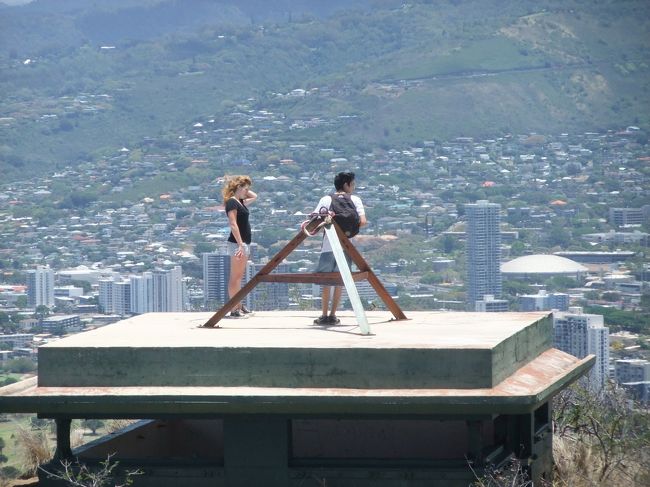 んん！？<br /><br />あんな遠くに！<br /><br />そこ登っていいのか？ｗ