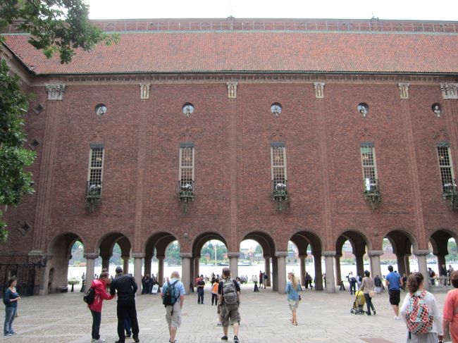 さすが観光客いっぱいです。