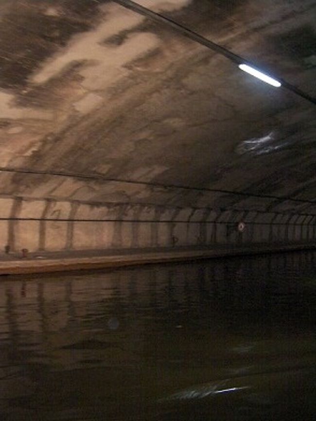 最後は２キロメートルほどあるトンネルを抜けて、バスティーユへ。