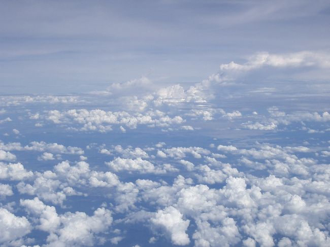 プーケット上空の雲海<br />