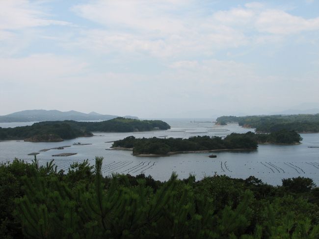 展望台から英虞湾を望めます。