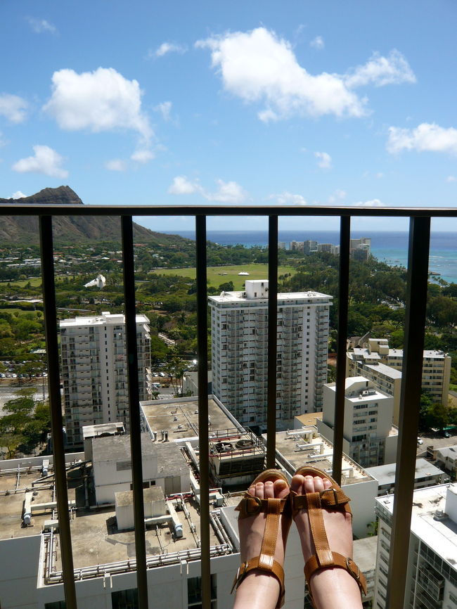 というわけで、しばらく<br />ラナイでぼーっとタイム★<br />ああーしあわせ〜。<br />この時点で<br />日本から抱えてきたストレスなし！