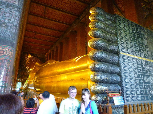 足の方から１枚！！<br /><br />全然しらない海外の方の記念写真みたいになってますが…（笑