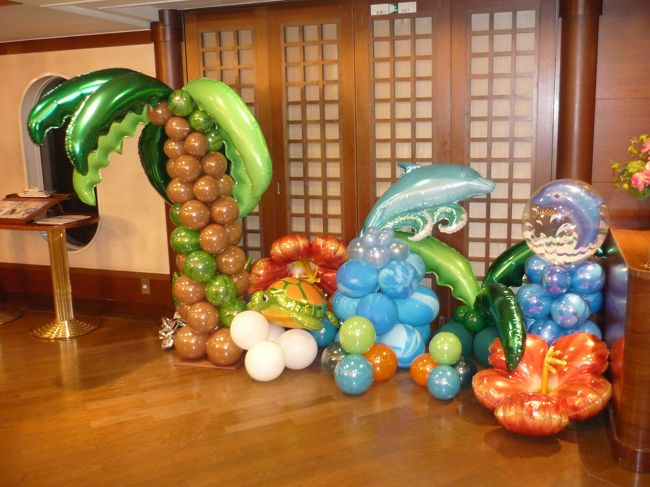 乗船してレセプションにあったバルーンアートです。