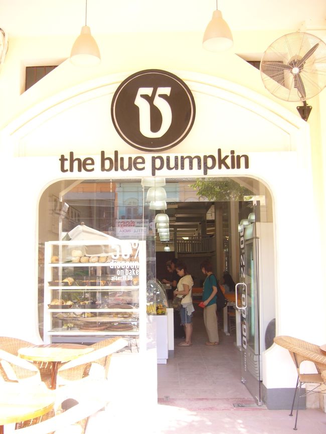ガイドブックに乗ってた「the blue pumpkin」