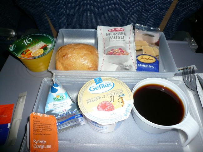 朝食。<br />ちょっと前にヌードルを食べてるからちょうど良い量。