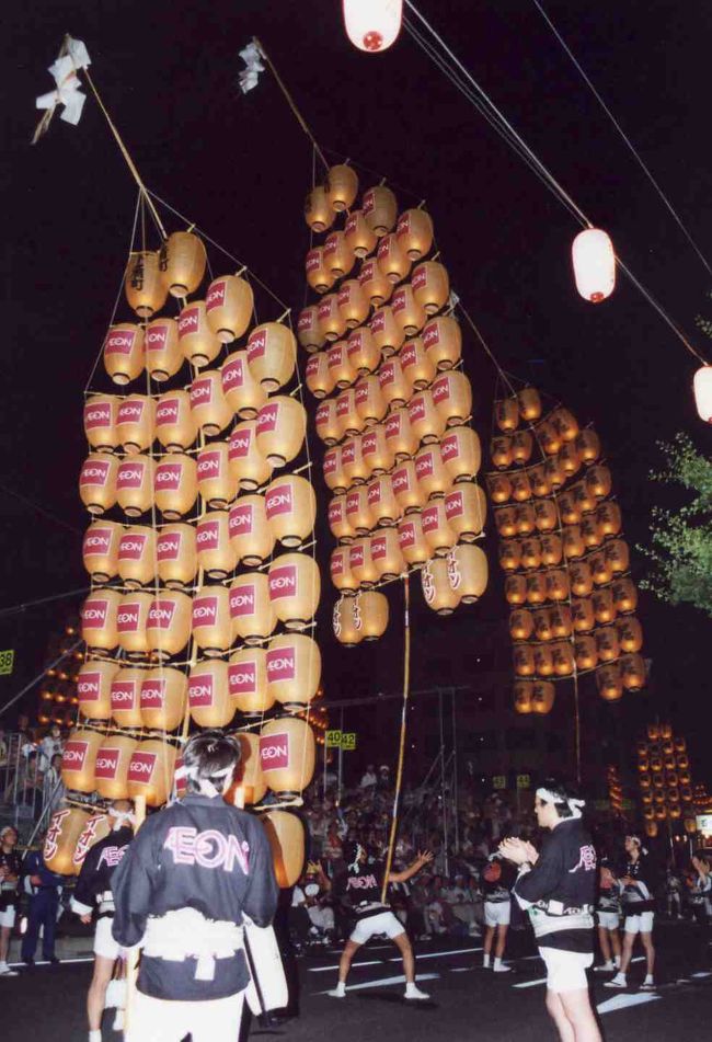 腰にも乗せちゃう！<br />スゴイ！！