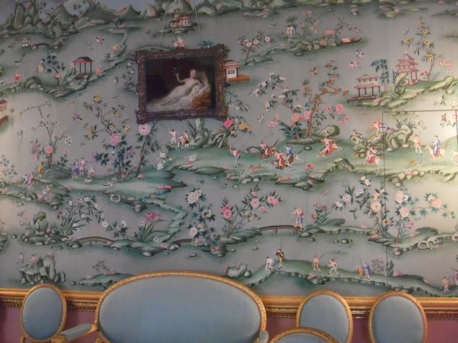 この壁画、シルクで描かれているそうです。<br />中国の間とかそんなかんじだったような。。。<br /><br />他にもいっぱいあるのですが、割愛。。。<br />写真ではなかなか凄さが伝わりにくくて残念です。