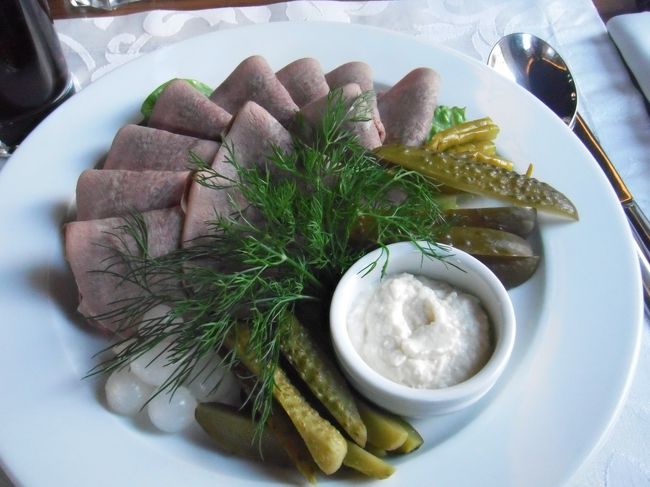 ロシアの牛タンだそうです。<br /><br />美味すぎてビックリしました！！