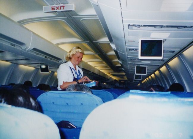 新千歳空港→ヘルシンキ空港、フィンランド航空ＡＹ−8108チャーター便機内。