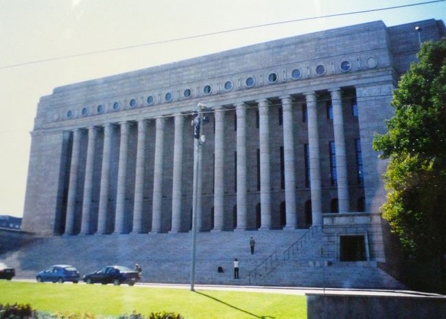 ヘルシンキの街並み、国会議事堂。