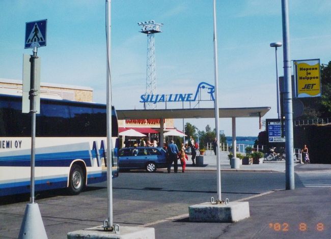 ヘルシンキ南港、シリヤライン乗船場。