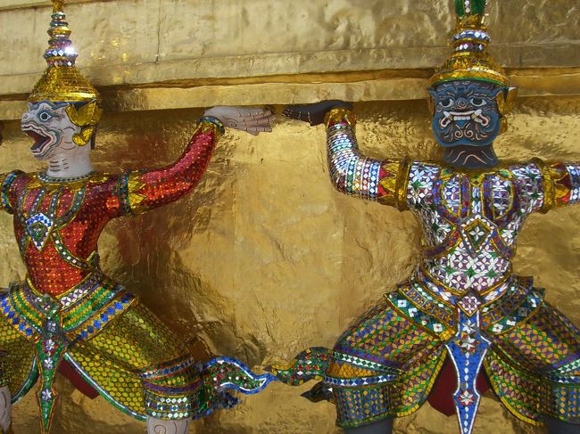 鬼？もピカピカ。