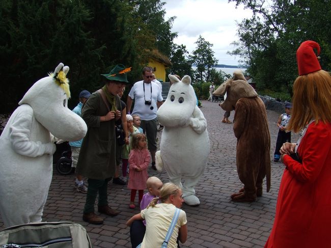 私は、ムーミンワールドにいる間、ずっとにやにやしていました。<br />その位、幸せな気分になれる場所です。<br />こんな平和な場所があったのかと、心底感動しました。<br /><br />また絶対に来たい場所となりました！
