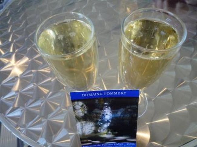 Ｂｒｕｔ Ｒｏｙａｌ　＆　Ｓｕｍｍｅｒｔｉｍｅ<br /><br />ポメリーの代表格シャンパン＆シャルドネ１００％でさわやかさが特徴のシャンパン。<br /><br />両方ともおーーいしぃ！！<br />言うことないっす！