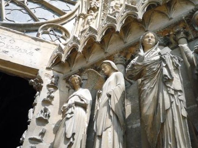 有名な“ランスの微笑み”は、修復中で見れなかった（涙）<br /><br />でも、こっちの天使さんも何気に微笑んでない！？