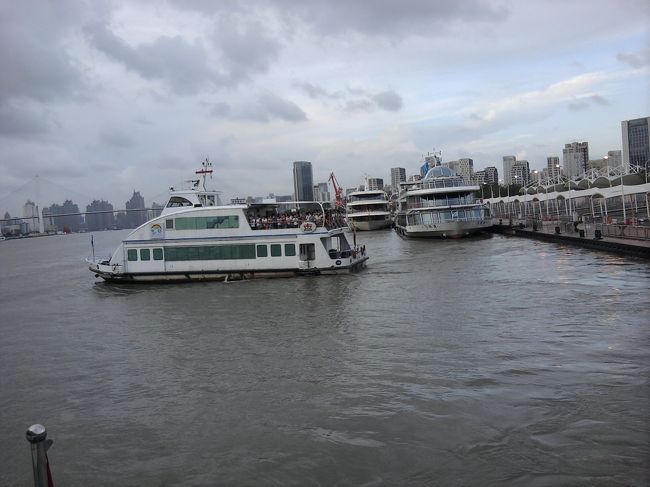 浦東地区にあるA・B・Cゾーンは一通り廻ったのでフェリーで浦西地区のD・Eゾーンへ行く。<br />