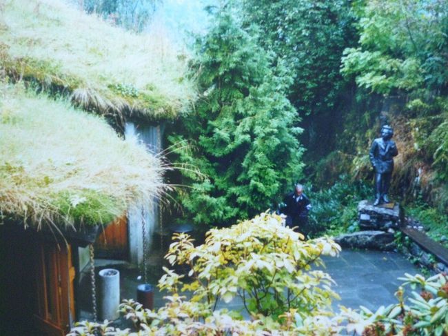 　グリーグ博物館、隣接コンサート・ホール。