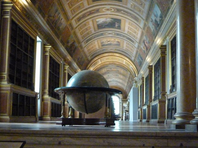 ナポレオンが使っていた地球儀？<br />綺麗です。