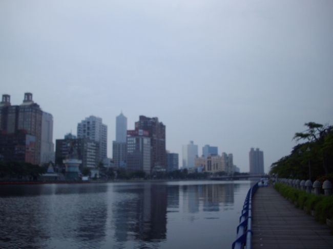 愛河<br /><br />夜は、ﾗｲﾄｱｯﾌﾟされ綺麗です