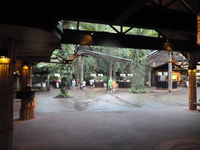 建物を入ったところ