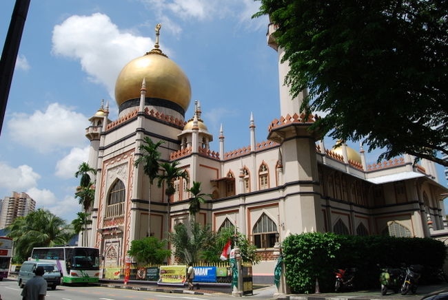 アラブストリートのサルタンモスクにやってきました