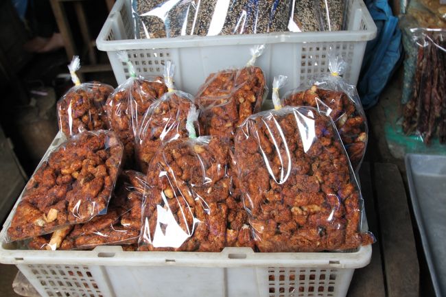 かりんとうらしいです。日本と同じですね