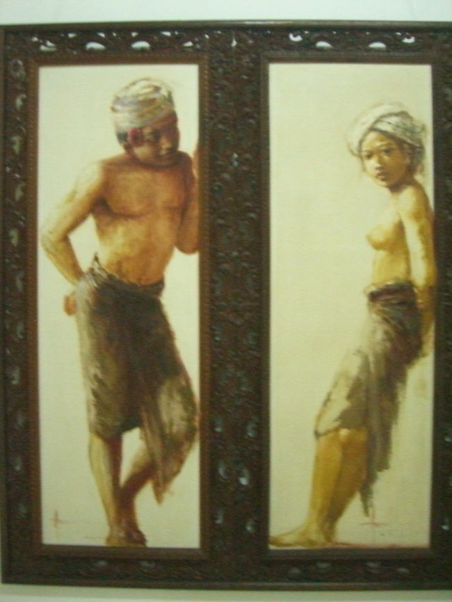 ネカ美術館の代表作「惹かれあう心」です。<br />２枚１組という変わった絵でした。