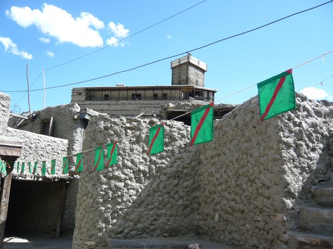 城下の集落を散策します 