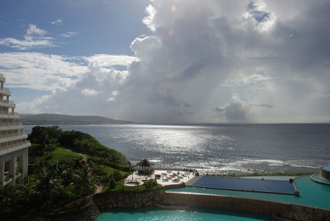 出発までホテルのロビー付近でお迎えを待ちます。<br /><br />ここからの景色もなかなかでした。