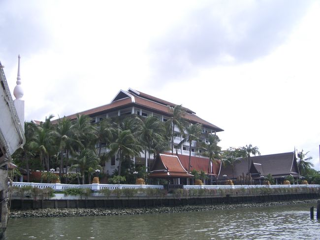 船からみたマリオットリゾート＆スパ