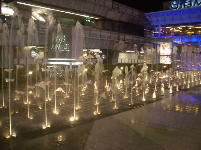 サイアムパラゴン前の噴水！