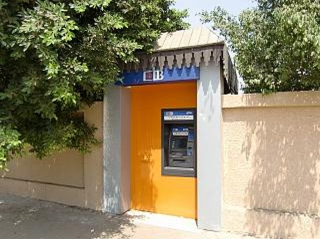 エジプト･ポンドがほんとになくなったので、博物館にも行くし、ATMでお金を引き出す。<br />