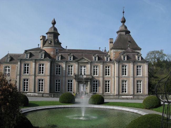 この城は、１７世紀にマルシャン伯爵により建てられたもので、内部見学可です。<br />入口で日本語のガイドレシーバーを貸してくれます。