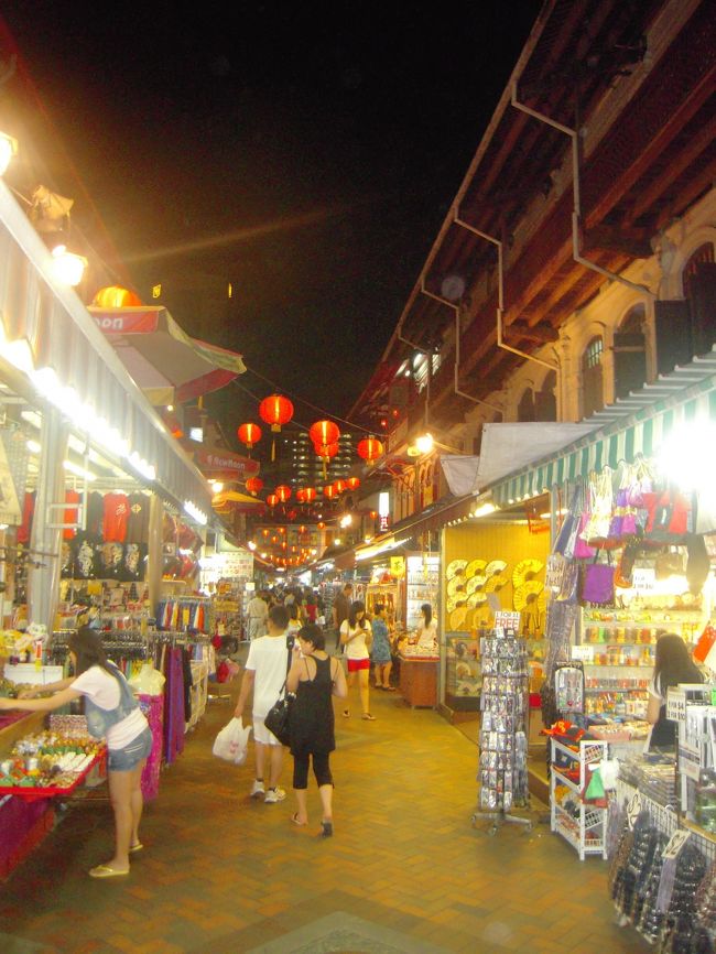 夜のチャイナタウンはほんとに雰囲気ある。