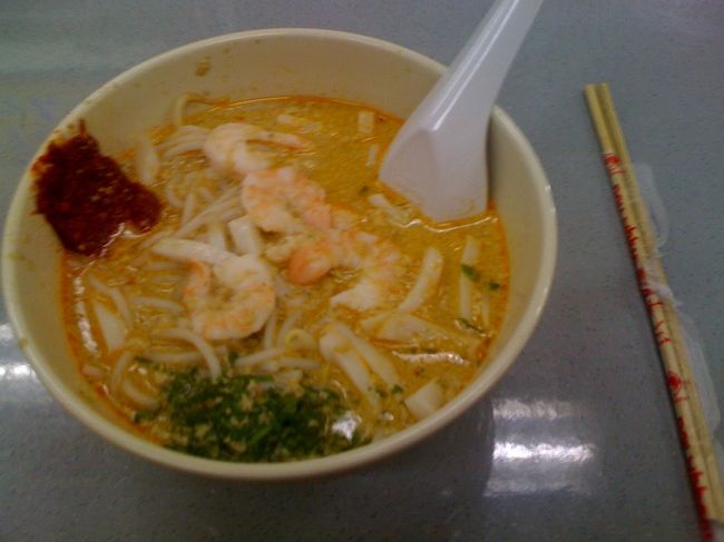 3サイズあり、真ん中のサイズ4ﾄﾞﾙのものにしました。<br />一口食べてみると、これがめちゃくちゃ美味しい！<br />だてに50年以上の歴史を持っていないと思わされる味でした。<br />