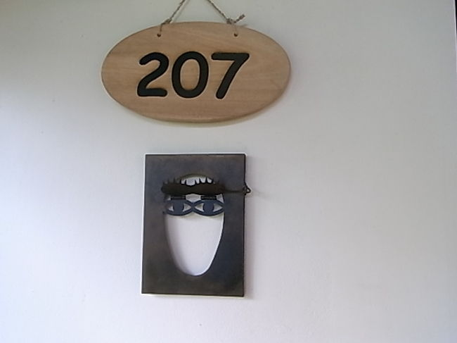 今日はお部屋のそうじを依頼<br />そんなときはメガネを上げるのです