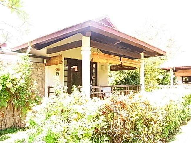 今日は悲しい事にチェックアウト…<br /><br />しばらく住みたかった！！！<br /><br />３泊じゃ足りないよ。<br /><br />ちなみに私達が泊まったのはガーデンヴィラ（一番安いと思う）だが、十分素晴らしかったです！！<br /><br />絶対また来たいと思った。