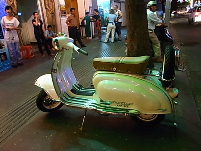 レアらしい型のランブレッタ（相方が力説していた）