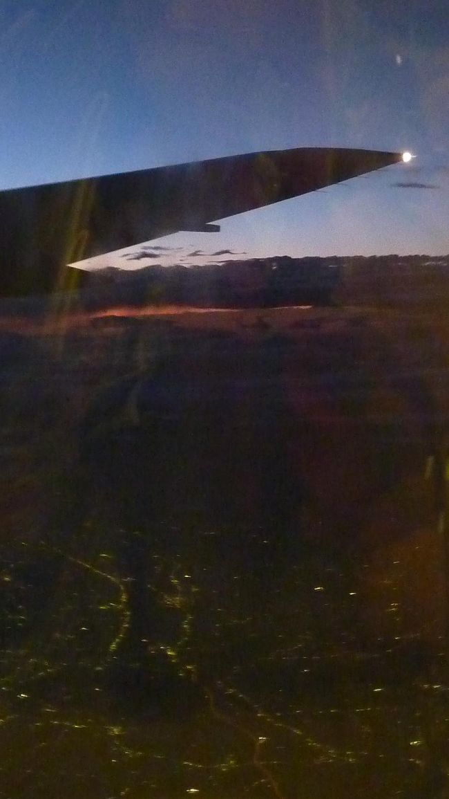 <br />街の灯がきれいです。<br />（ボケてるけどね）