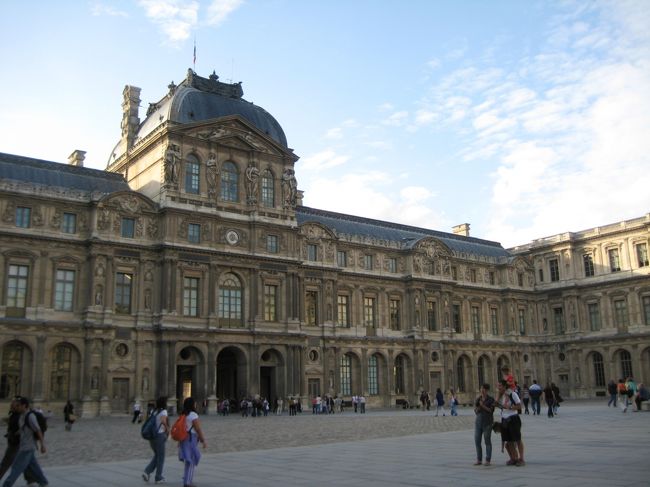 ルーブル美術館
