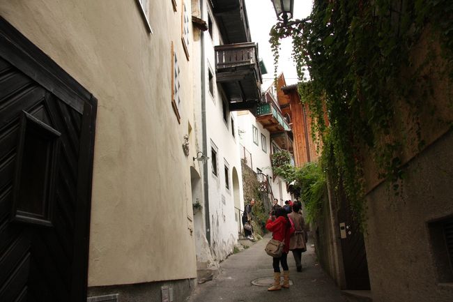 家の年号を写している人もいました。15・・年