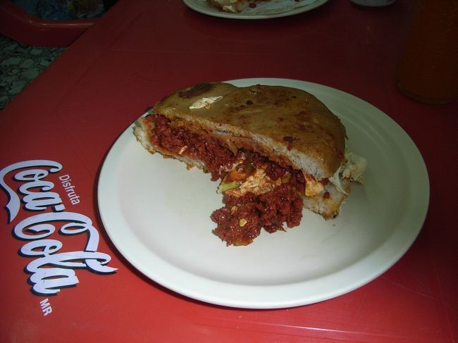 深夜12時頃食べたこの日の夕食。