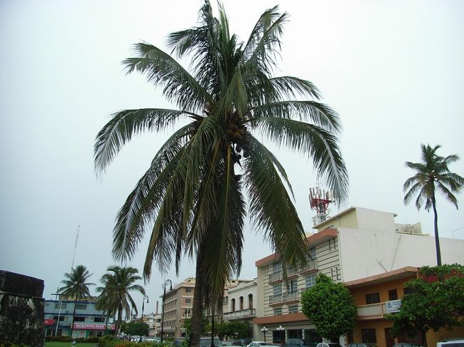 サンティアゴ要塞付近の街並み<br />