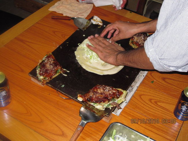 刻んだキャベツ（ニラムが刻みました・・・上手な包丁使い）ねぎ・・・ルーペスが刻みました・・・上手くなりました・・・。