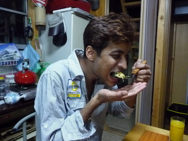 上手く三等分出来ませんでしたが・・・ニラムが一番大きいのをゲット・・・