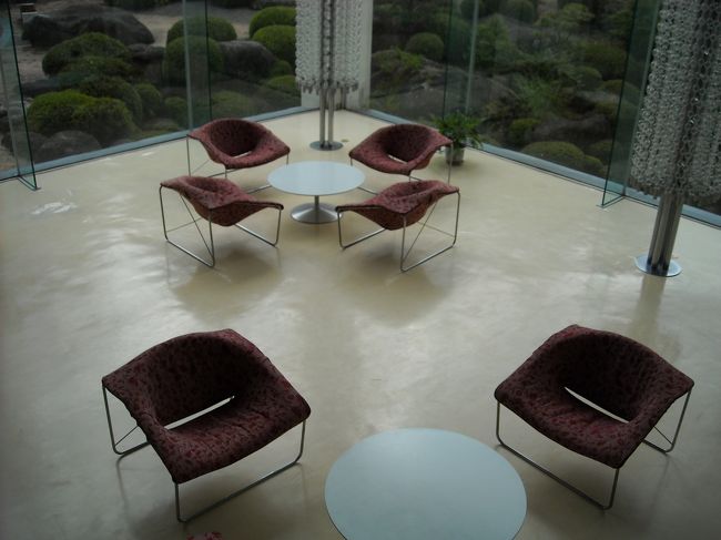 <br />椅子の配置も、デザイン的でした。